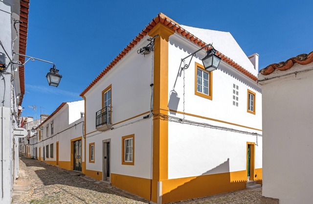 Histórico & Moderno · Charme & Alma Alentejana · Conforto no Coração Histórico