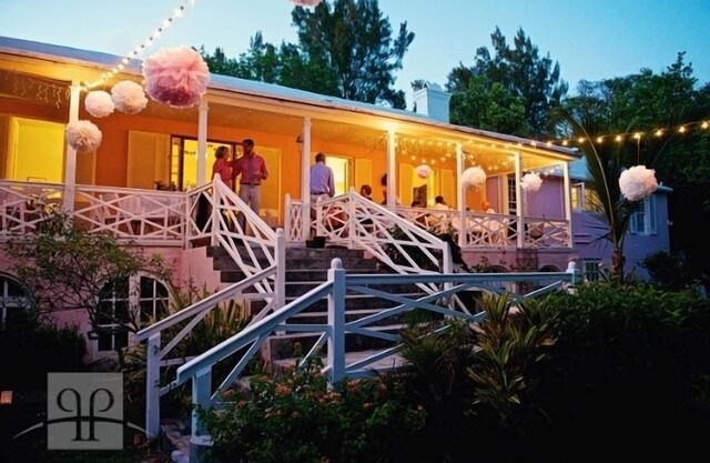 Historic 1780’s Beach House with Large Veranda! Nestled on Cambridge Beach!