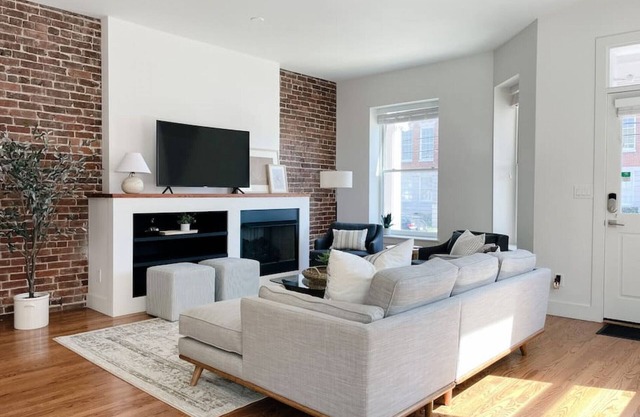 Historic 1900`s Townhome with a Modern Flair