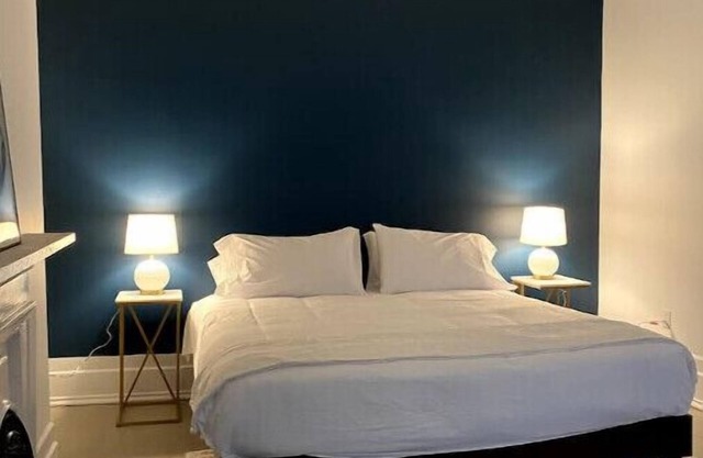 Historic 2-Bedroom in Downtown