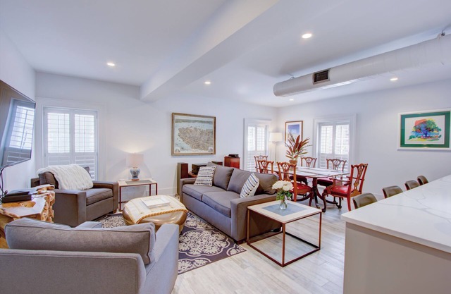 Historic Charleston Right Outside Your Front Door