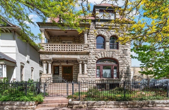 Historic Denver Apt Steps From Fillmore Theatre