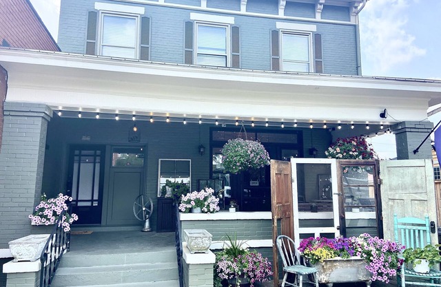 Historic Downtown Chillicothe 1840's Loft