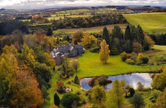 Historic Mansion 3 Rooms by Loch Leven. Peaceful, Elegant & 40 mins to Edinburgh