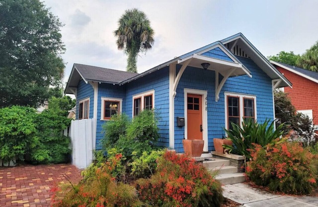 Historic one bedroom Home- Walk to Downtown