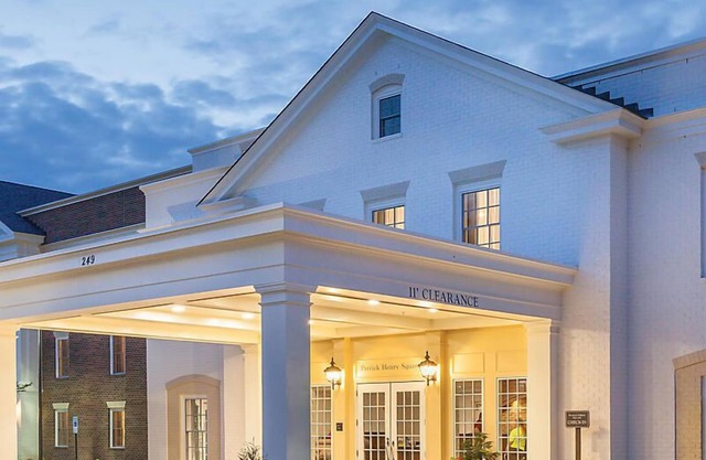 Historic Patrick Henry Square Resort