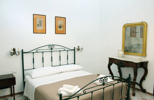Historical house Palazzo Sambiasi