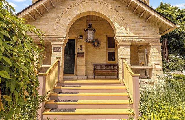 Historical Victorian 2-Bed