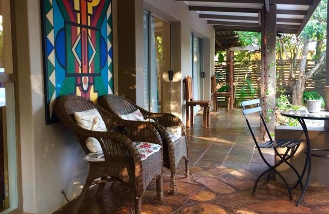 Hlulala Guesthouse