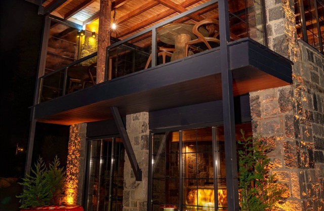 Hobbit Chalet
