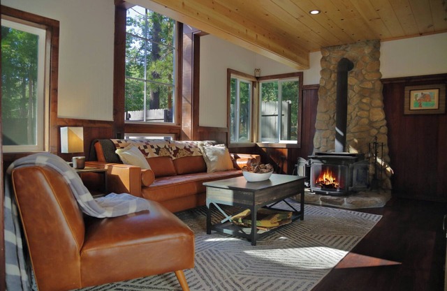 Hobbit House - Heart of Town - Stunning Remodel