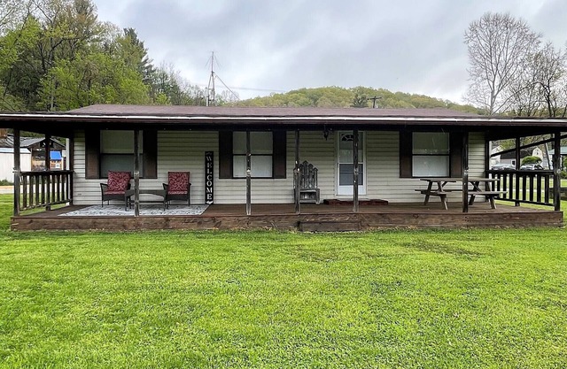Hocking Hills - Carbon Hill- ATV Friendly