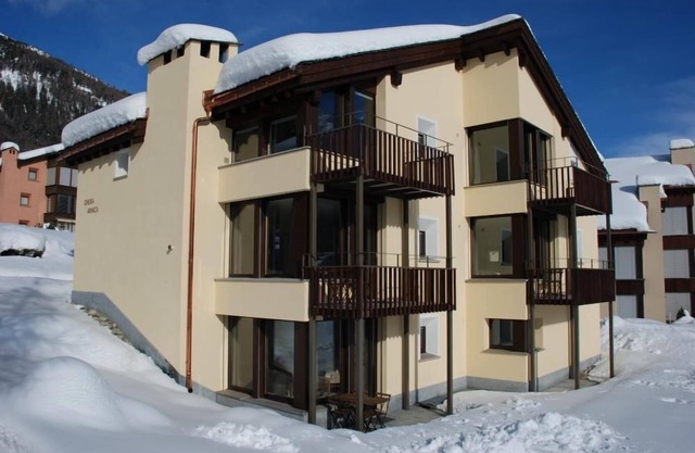 Holiday apartment La Punt-Chamues-ch for 1 - 2 persons with 1 bedroom - Holiday apartment in one or