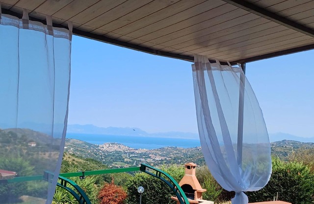 Holiday apartment Laureana Cilento for 1 - 4 persons with 1 bedroom - Row house