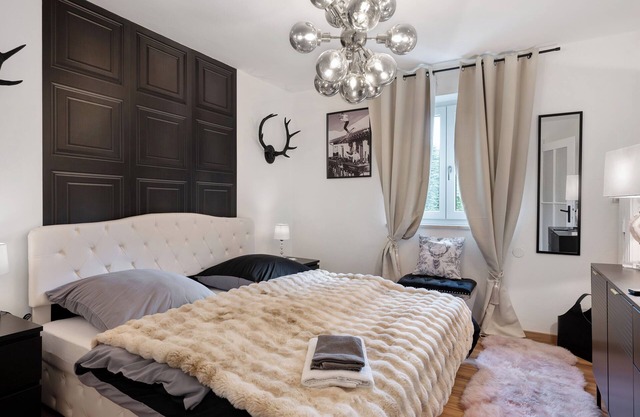 Holiday Apartment 'Unten' with Mountain View, Private Terrace and Wi-Fi