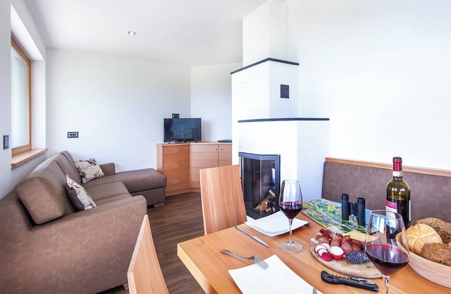 Holiday Apartment 'Avea App 1-2 Personen' with Mountain View and Garden