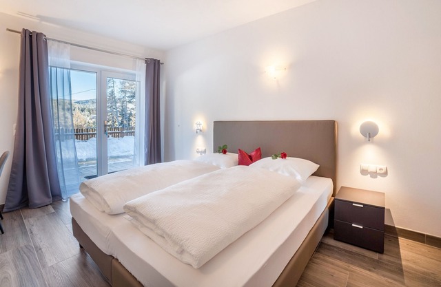 Holiday Apartment "Berger 2" with Mountain View, Shared Garden & Wi-Fi
