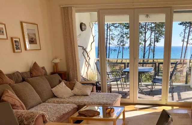 Holiday apartment Breege for 1 - 4 persons with 2 bedrooms - Holiday apartment in one or multi-famil