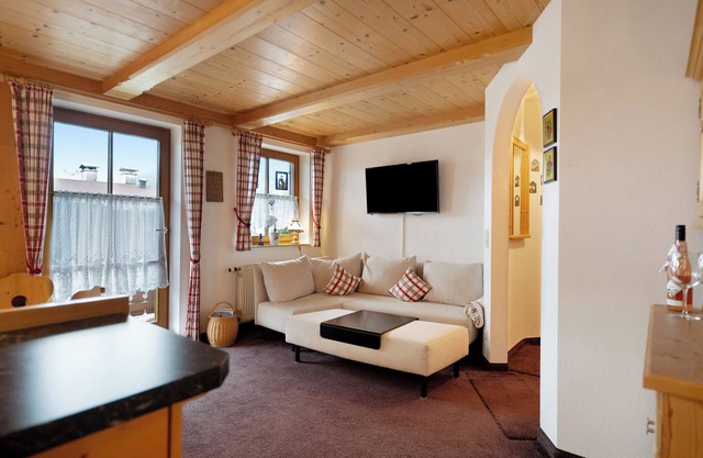 Holiday Apartment 'Huttenberg' with Mountain View, Private Terrace and Wi-Fi