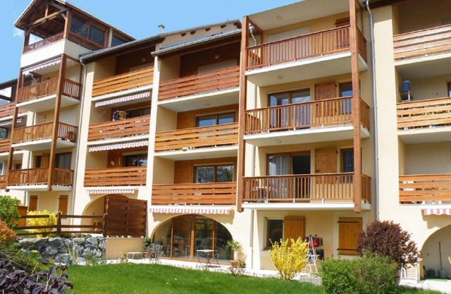 Holiday apartment Embrun for 1 - 6 persons with 3 bedrooms - Holiday apartment in one or multi-famil