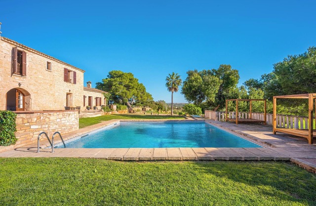 Holiday Apartment Home Es Turo de Mallorca with Pool, Wi-Fi, Terrace & Garden