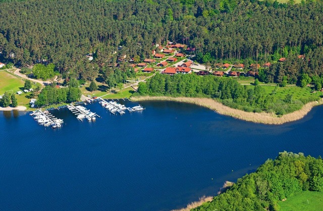 Holiday Apartment 'Maribell Jabel' with Lake View, Terrace and Wi-Fi