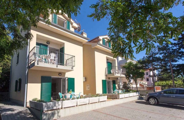 Holiday apartment mit Terrasse