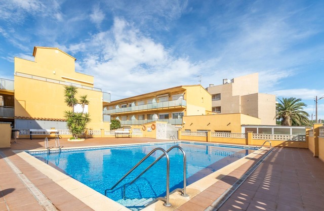 Holiday Apartment 'Noenil' with Pool & Wi-Fi