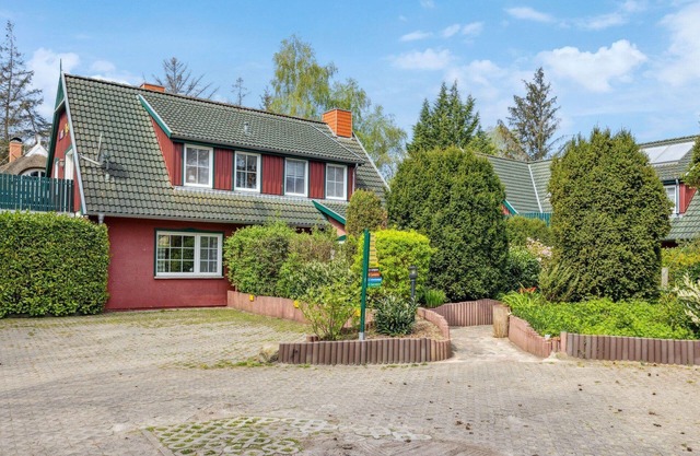 Holiday apartment Prerow for 1 - 2 persons with 1 bedroom - Holiday apartment in one or multi-family