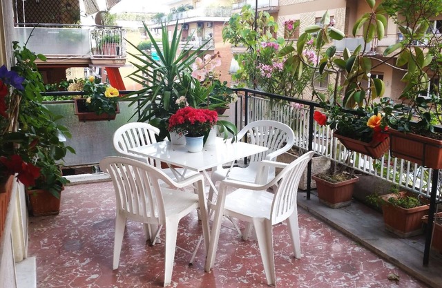 Holiday apartment Rome for 1 - 8 persons with 3 bedrooms - Holiday apartment in one or multi-family