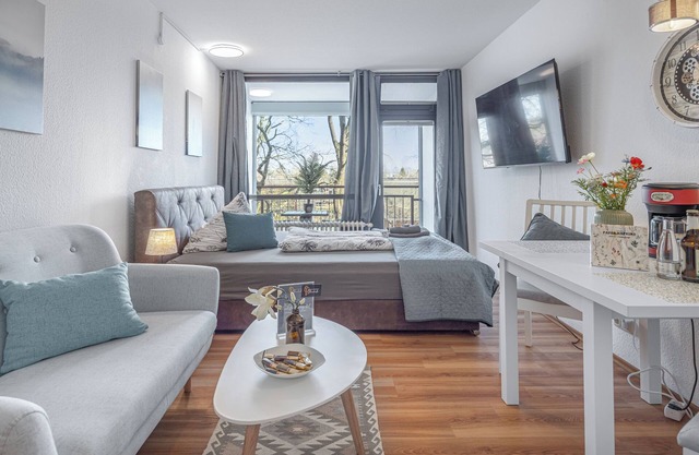 Holiday Apartment 'Skipper' with Balcony and Wi-Fi