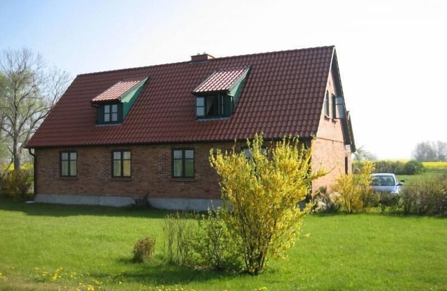 Holiday apartment Ummanz for 2 - 6 persons with 2 bedrooms - Twin house