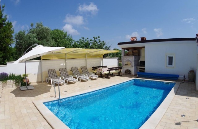 Holiday apartment Vinkuran for 1 - 6 persons with 3 bedrooms - Holiday apartment