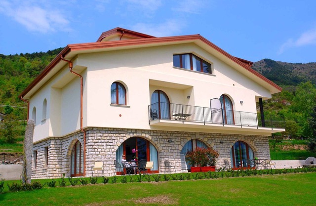 Holiday apartment with view onto Lake Garda