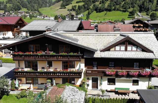 holiday flat in the wintersport & hiking paradise Gastein, with WLAN