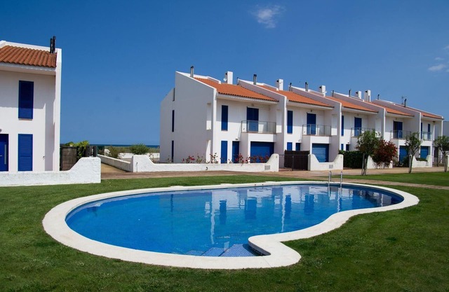 Holiday house Torroella de Montgri for 1 - 6 persons with 3 bedrooms - Row house