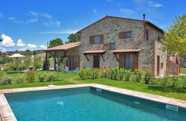 Holiday house Castiglione del Lago for 1 - 10 persons with 4 bedrooms - Holiday home