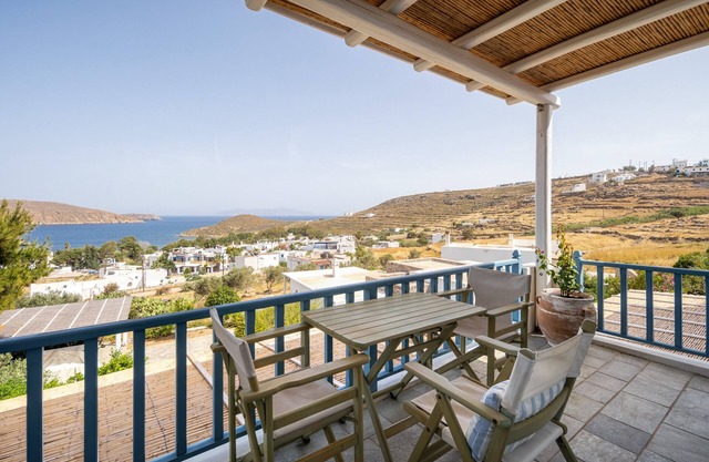 Holiday Home 'Almira 2' with Sea View, Wi-Fi and Air Conditioning