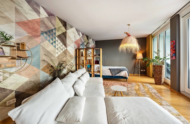 Holiday Home 'Am Schloßteich' with Private Terrace and Wi-Fi