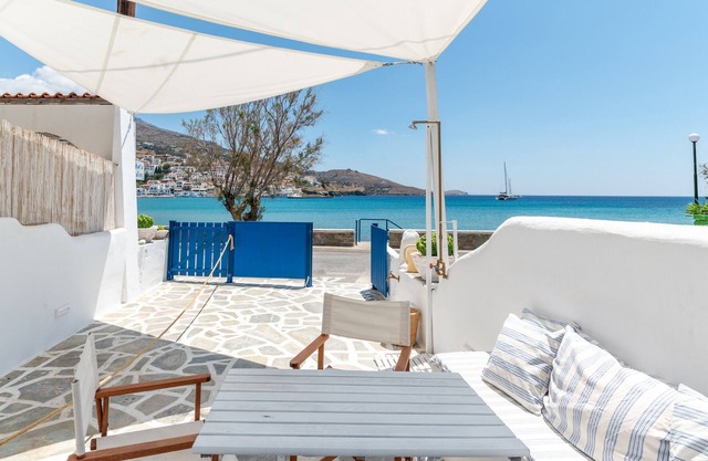 Holiday Home 'Bebas Studio A' with Sea View, Wi-Fi and Air Conditioning