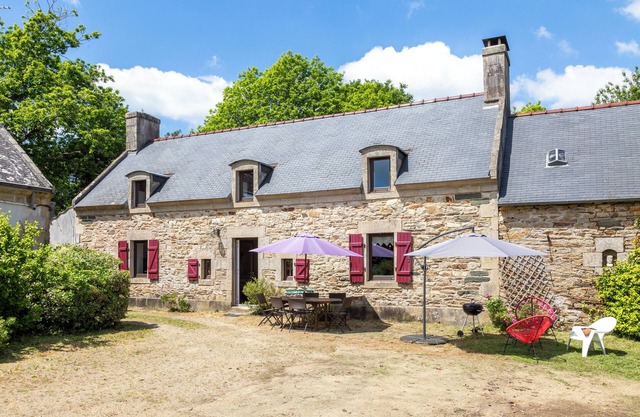 Holiday Home 'Charme Armorine' with Private Garden