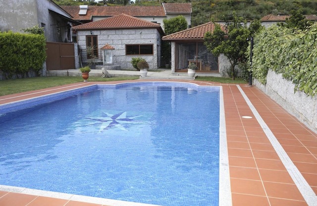 Holiday Home 'Casa Do Lagar' with Mountain View, Wi-Fi and Air Conditioning