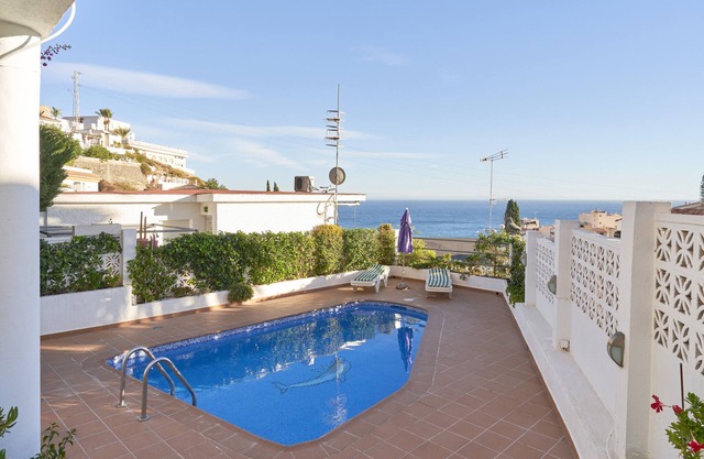 Holiday Home 'Casa Mon Chau Chau' with Sea View, Private Pool and Air Conditioning