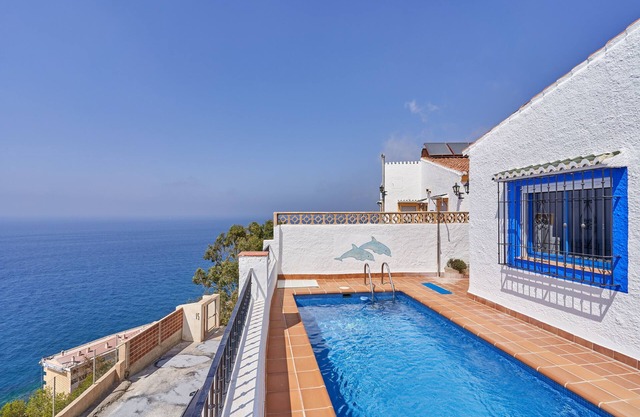 Holiday Home 'Casa Vistamar' with Sea View, Private Pool and Wi-Fi
