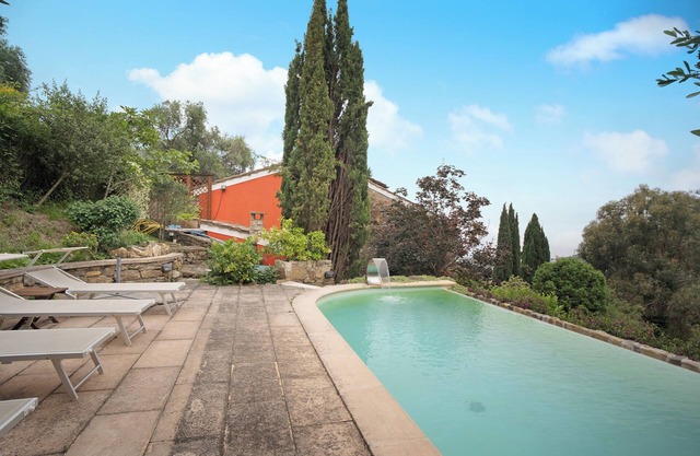 Holiday Home 'Casone' with Sea View, Wi-Fi and Air Conditioning