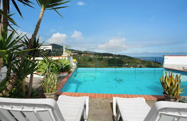 Holiday Home 'Chalet Inmountain T2 Private' with Sea View, Shared Pool and Wi-Fi