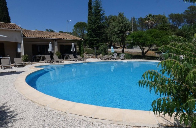 holiday home "Cigale" with pool