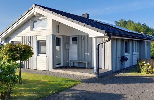 Holiday Home 'Nordseeluft' with Private Garden and Wi-Fi