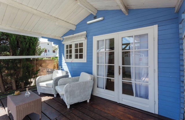 Holiday Home 'Fama' with Shared Pool, Private Terrace and Wi-Fi