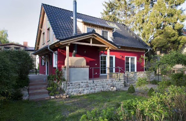 Holiday Home 'Ferienhaus Haussee' with Lake View, Private Terrace and Wi-Fi